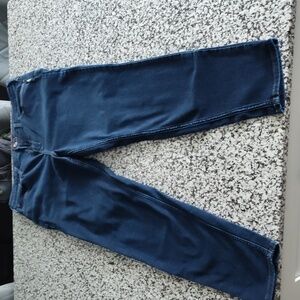 Woman's size 10  silver jean company color dark blue straight leg great conditio